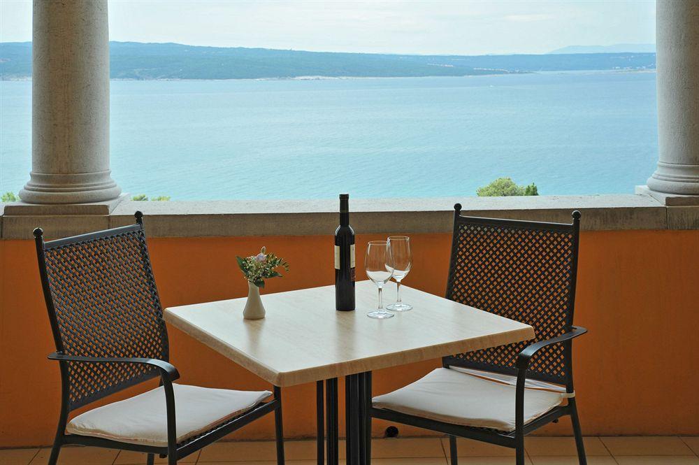 Hotel Kvarner Palace Цриквениця Екстер'єр фото