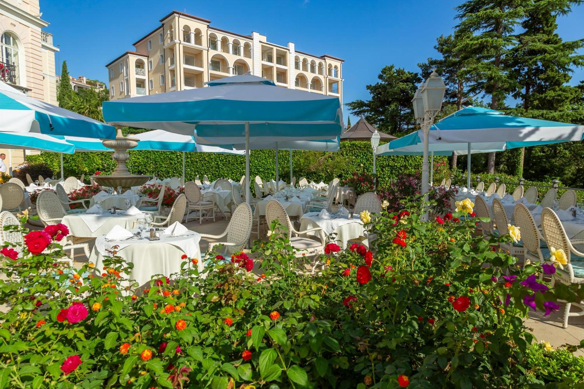 Hotel Kvarner Palace Цриквениця Екстер'єр фото