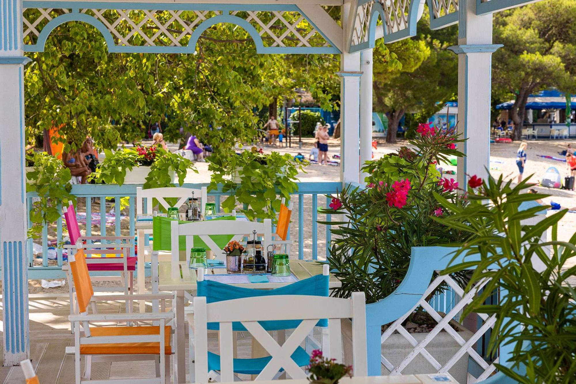 Hotel Kvarner Palace Цриквениця Екстер'єр фото